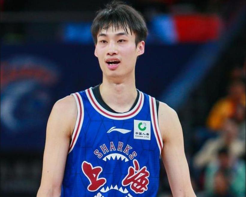 广东男篮签下32+23大外援，辽媒辟谣张镇麟被交易，戴昊离开上海