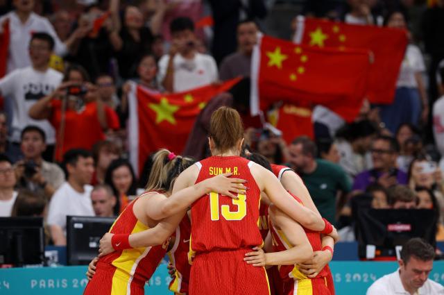 乐鱼体育登陆网页-【早报】杜兰特开挂，美国男篮狂胜展现统治力！