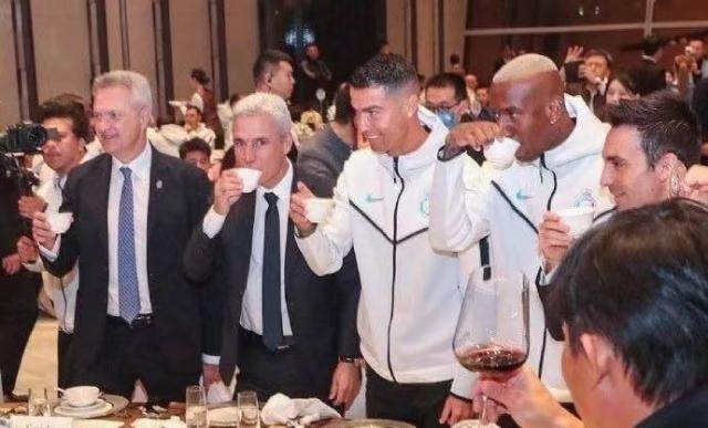 【早报】国王杯再失利，巴萨本赛季三大皆空？