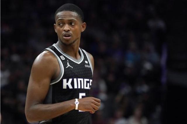 乐鱼体育登陆网页-时隔17年再度收获6连胜 国王势要终结尴尬纪录