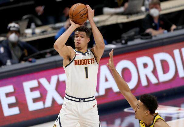 乐鱼体育登陆网页-'18一代奔向顶薪！特雷扬冲2亿 保罗助艾顿再蜕变？