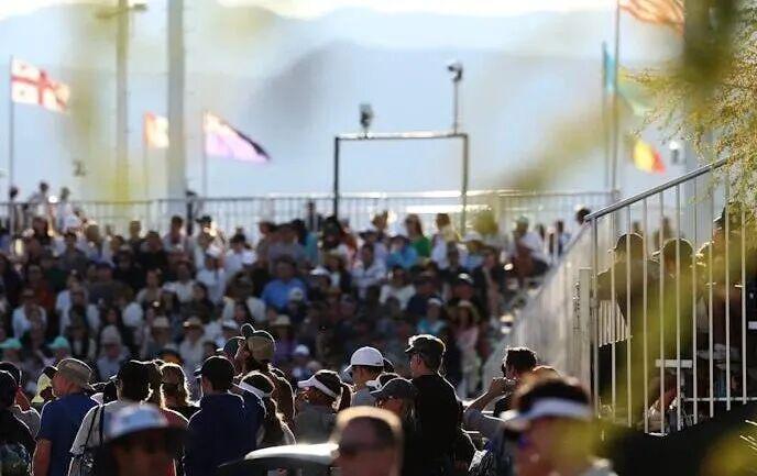 leyusports-网球天堂没错了！萨巴伦卡好事成双逆转莱巴金娜 辛纳集齐大师赛六项硬地冠军解锁新成就